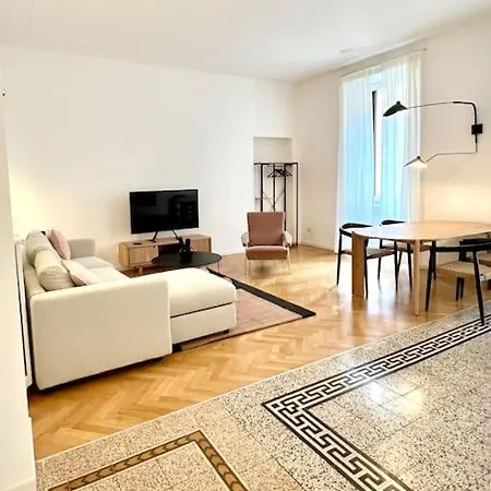 Casa Apartment *
