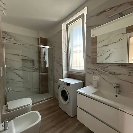 Apartamento La Corte Dei Pavoni 10min Da Stadio Sansiro,fiera