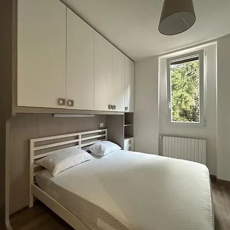 Apartman La Corte Dei Pavoni 10min Da Stadio Sansiro,fiera *