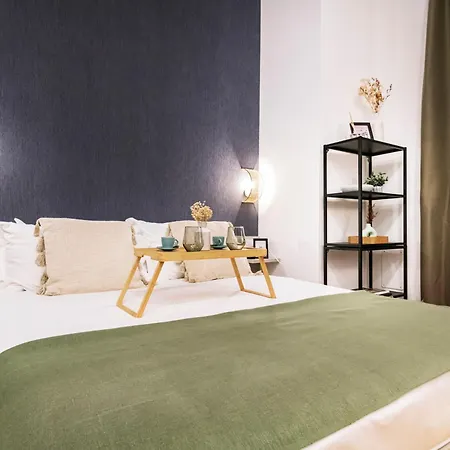 Easylife - In * Milan