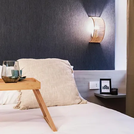 Hotel Easylife - In *