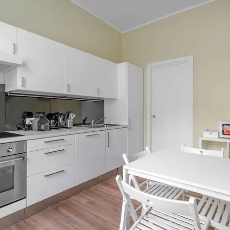 House San Siro M5 2 Netflix Апартаменты