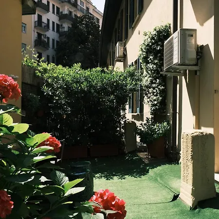 Apartman Comecasa Flowery Terraced Milánó