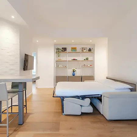 Visit - Solution * Milan