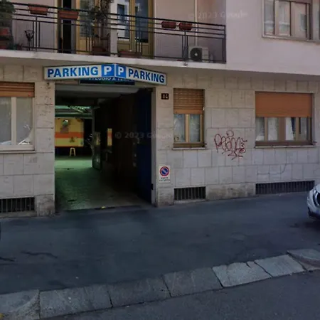 Pdf 8 Citylife Centro Arco Della Pace Apartment Mailand