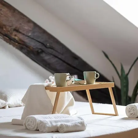 Golden View アパート *