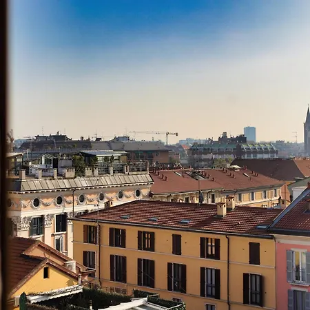 View, Elegant In Milan's Rooftops *