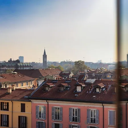 View, Elegant In Milan's Rooftops