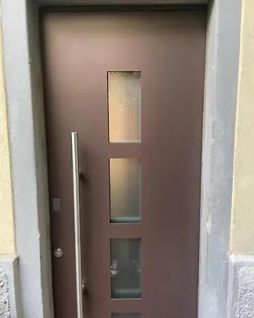 La Cadrega Rossa Milan