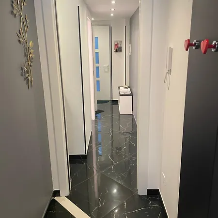 Apartman La Cadrega Rossa *