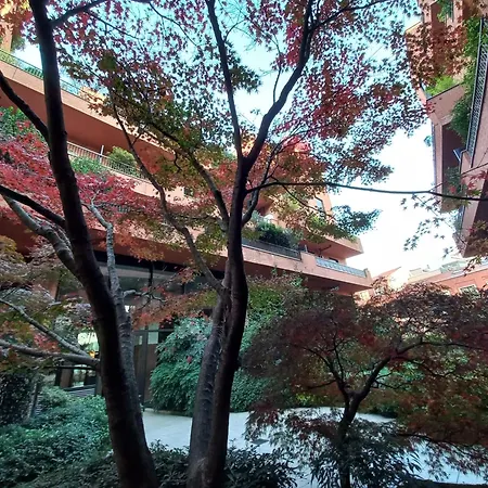 Greengardensuite, Station 아파트 *
