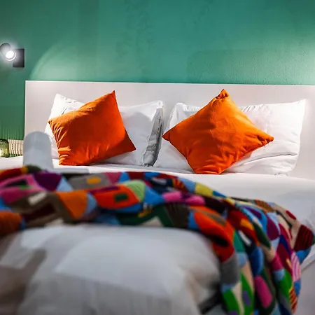 The Colors - Duomo Area * מילאנו