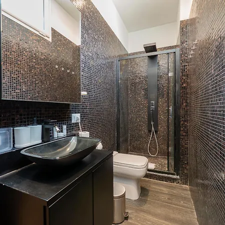 Xenia - Spacious Four-room In Moscova *