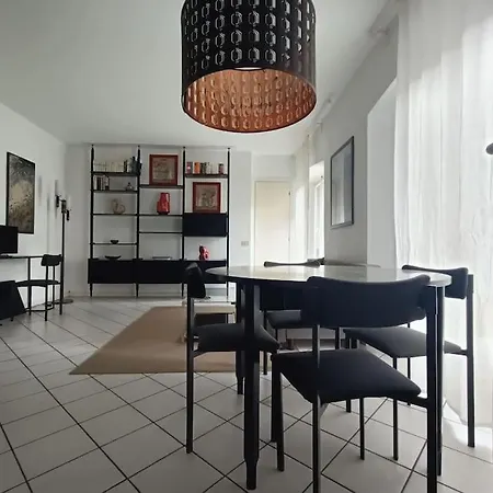 Apartment Park Center Living *