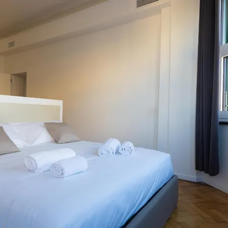 Nuovissimo Ed Elegante Appartamento, 5 Minuti A Piedi Dalla Stazione Apartment Mailand