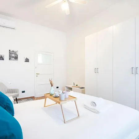 Easylife - Lovely In Porta Romana *