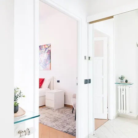 Easylife - Lovely In Porta Romana ميلان