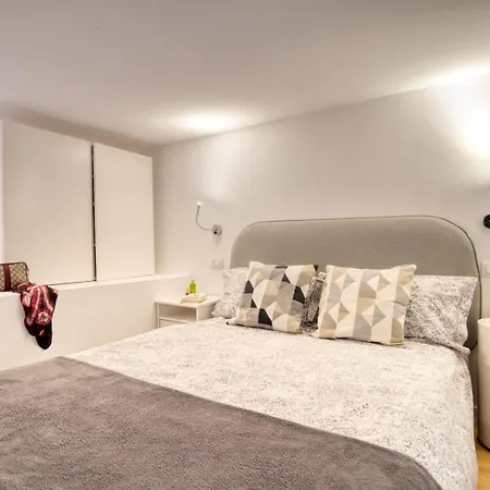 Guesthost - Casa Alexandra Appartamento Milano