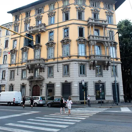 Il Cenacolo Centro Cadorna Terminal Malpensa Santambrogio Comodo Per Fiera E Allianz Convention Centre شقة ميلان