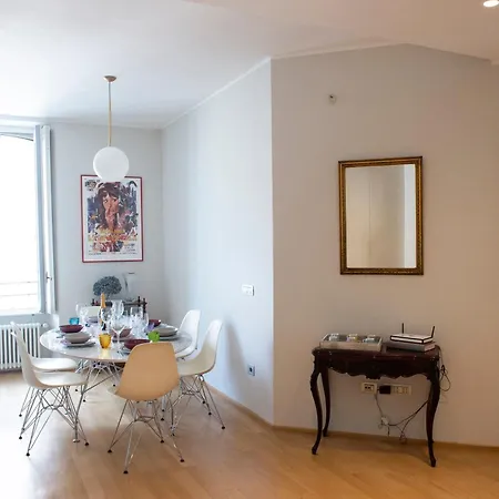 Il Cenacolo Centro Cadorna Santambrogio Comodo Per Fiera E Allianz Convention Centre Milan