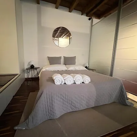 Antica Corte Navigli-darsena Apartment *