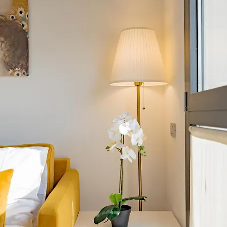 شقة Casa Solare - Eleganza Milanese In Porta Romana *