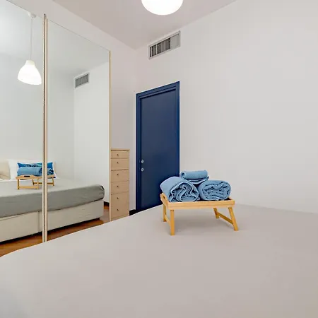Casa Solare - Eleganza Milanese In Porta Romana Apartment *