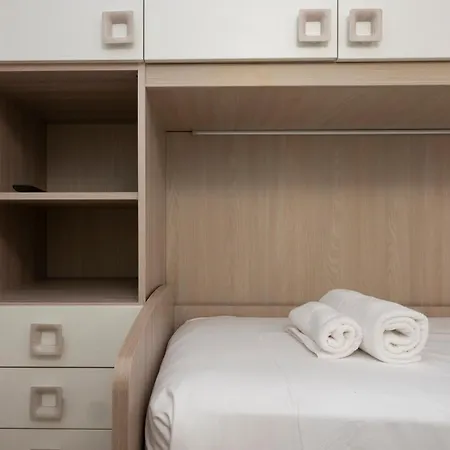 I Host - Della Torre 9 * 米兰