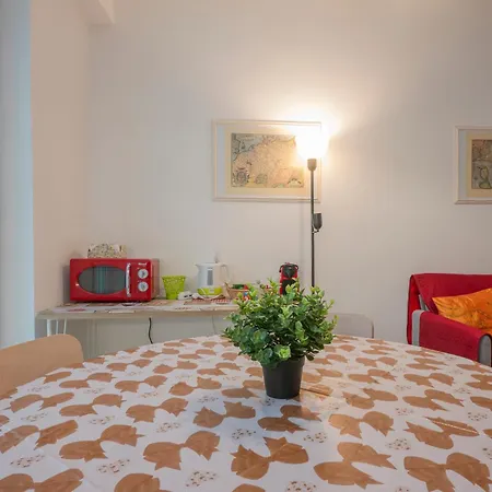 I Host - Monza 32 * Милан