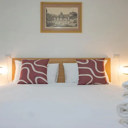 I Host - Monza 32 Милан