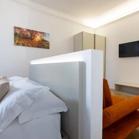 Nuovissimo Ed Elegante Appartamento, 5 Minuti A Piedi Dalla Stazione ميلان