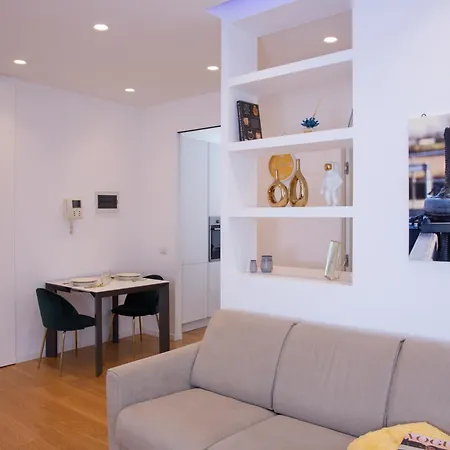 Free Parking - Downtown Porta Nuova - Luxury דירה
