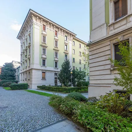 Laurana, 6 Ampio E Luminoso Per 6