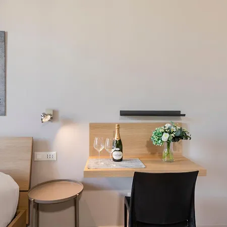 Laurana, 6 Ampio E Luminoso Per 6 Apartment *