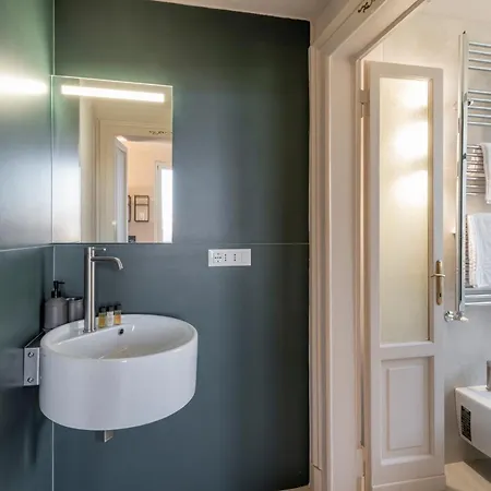 Laurana, 6 Ampio E Luminoso Per 6 Mediolan