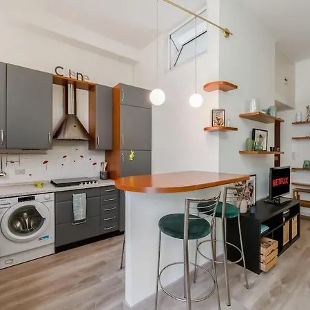 Stazione 7 Minutes By Walk Modern Luxury Apartment *