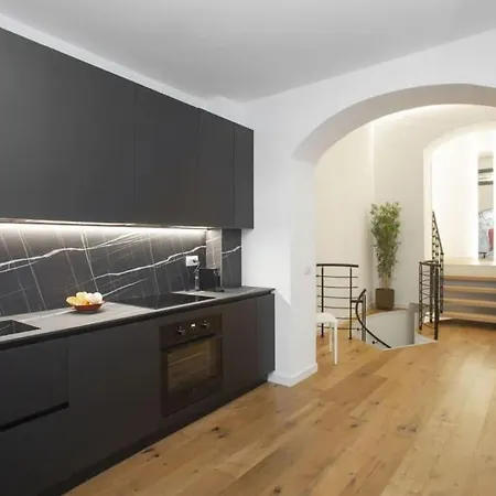 We - Ticinese77 Luxury Apartment