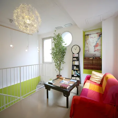 Gogol'ostello & Caffe Letterario * Milano