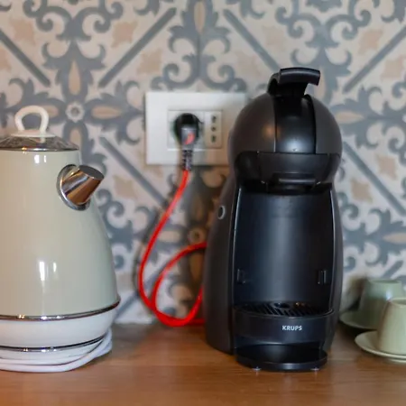 Spacious & Stylish 1-bedroom With Terrace Apartment