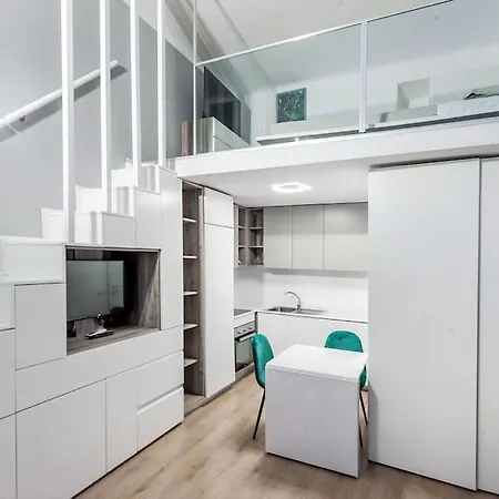 Elegante Pied-a-terre Stile & Comodita A *