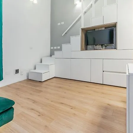 Apartment Elegante Pied-a-terre Stile & Comodita A