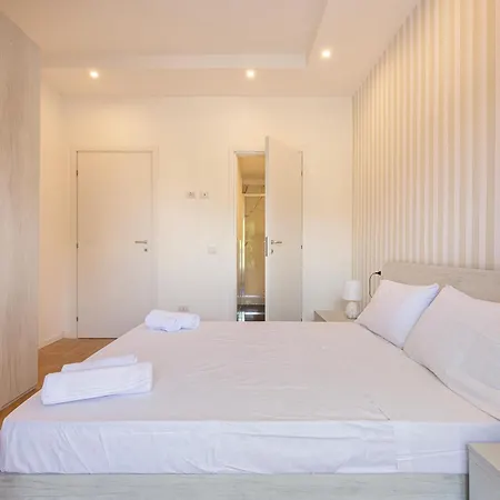 Margherita&camilla Apartment! Lägenhet