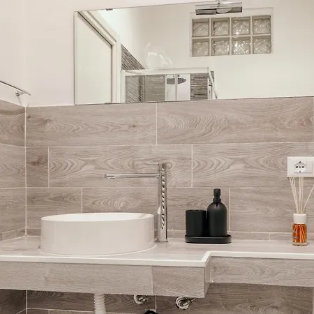 Apartment Just Urban - Quiet And Comfortable - Corso Vercelli Milan