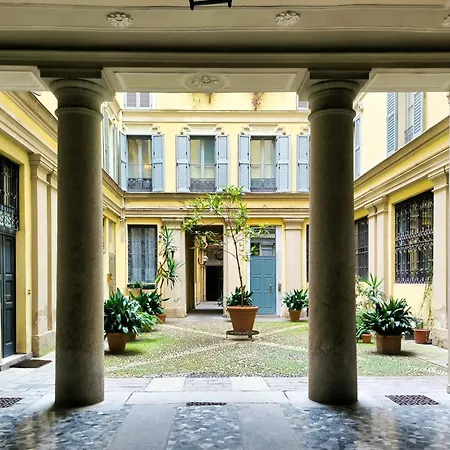 Just Urban Stays - Spacious Apt With Terrace - Porta Venezia