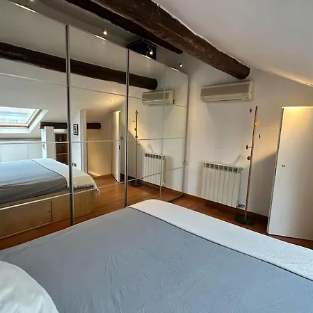 Nel Cuore Di Navigl Apartment *
