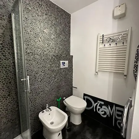 Nel Cuore Di Navigl Appartement *