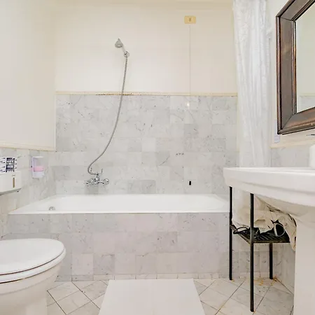 Apartment Luxury Naviglio House - 10 Min Cathedral Mailand
