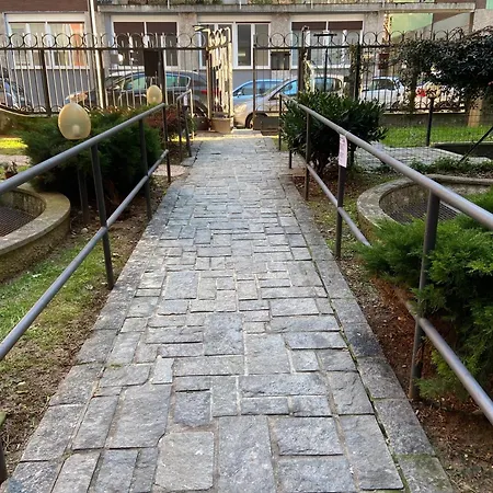 Elegant Appartament ميلان