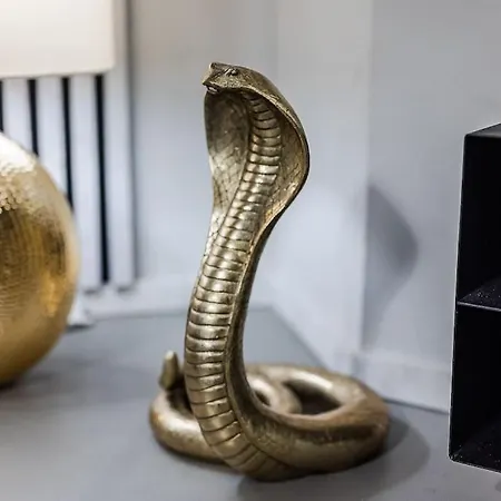 Duomo - Jacuzzi E Terrazzo - Cinema - Free Parking - Gym Milano