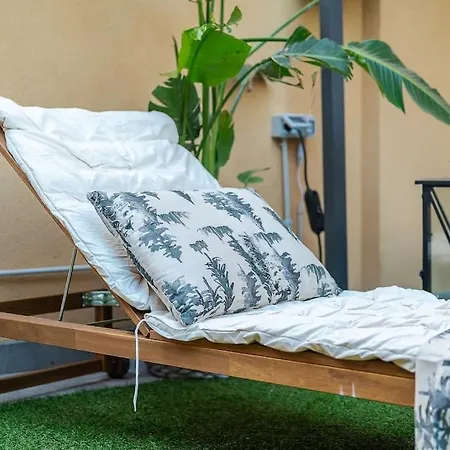 فيلة Duomo - Jacuzzi E Terrazzo - Cinema - Free Parking - Gym